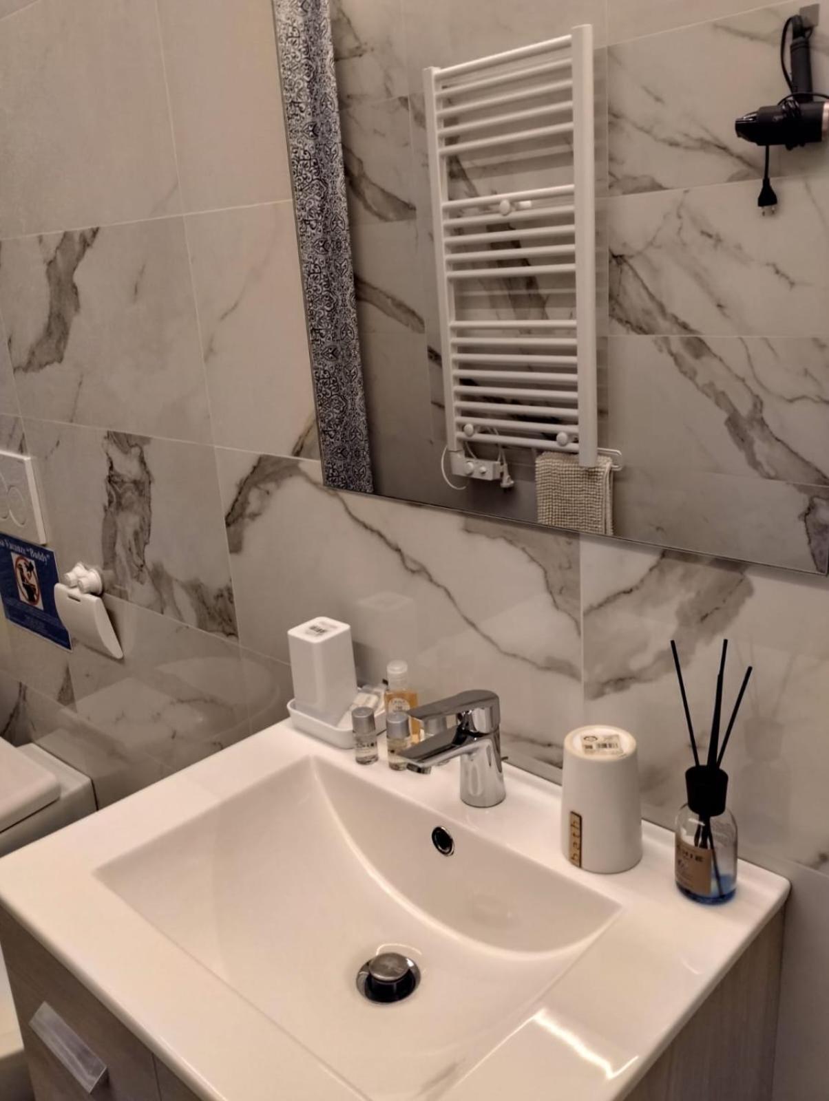 Ferienwohnung Casa Vacanze Buddy La Tua Base Per Visitare Il Mare Delle Cinque Terre La Spezia Exterior foto