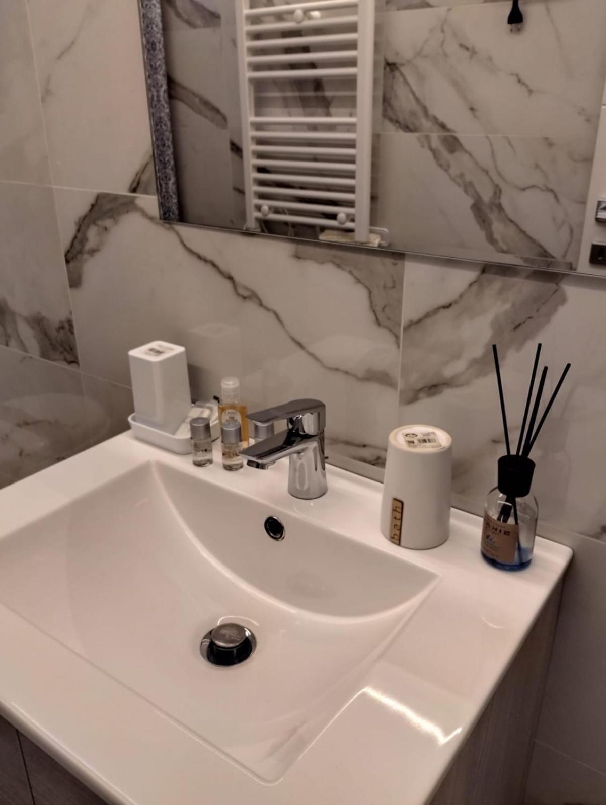 Ferienwohnung Casa Vacanze Buddy La Tua Base Per Visitare Il Mare Delle Cinque Terre La Spezia Exterior foto