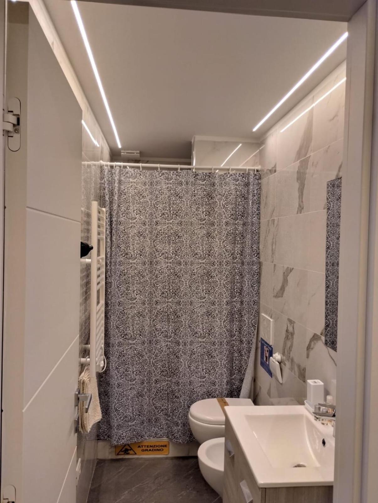Ferienwohnung Casa Vacanze Buddy La Tua Base Per Visitare Il Mare Delle Cinque Terre La Spezia Exterior foto